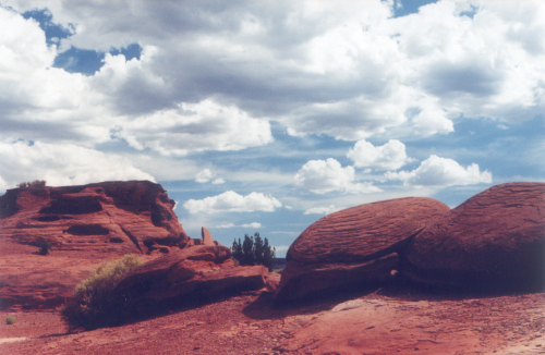 Not ruins, just boulders in the area