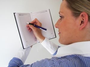 Keeping a house cleaning schedule 