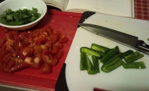 Cilantro, tomatoes, green chilies.