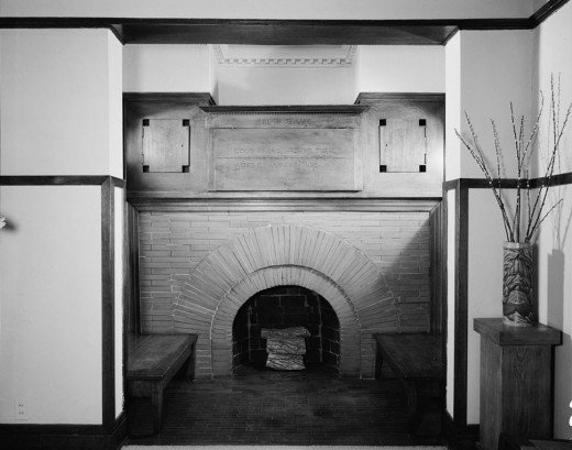 Frank Lloyd Wright House Fireplace