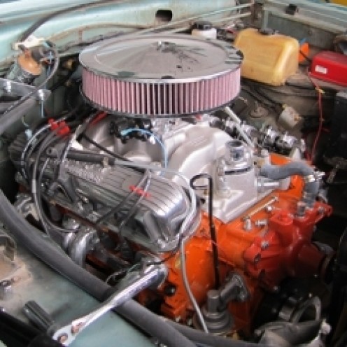 Build a Hot Mopar 318 for Street or Strip Build a Hot Mopar 318 for Street or Strip