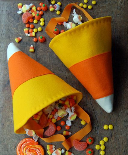 Candy Corn Bag DIY Trick or Treat Bags