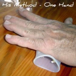 Using Garlic Peeler with One Hand