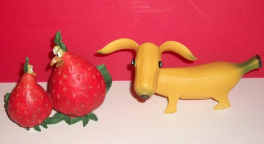 Strawberry Chickens Banana Dog