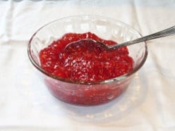 How to Make Raspberry Freezer Jam