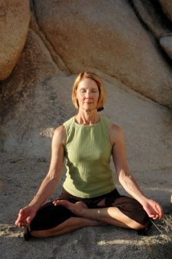 Practicing yoga helps relieve menopause symptoms