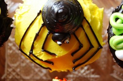 Scary Spider Cupcake