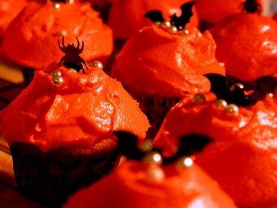 Bat &amp; Spider Halloween Cupcakes