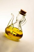 Olive Oil vs. Canola Oil: Fat Profiles