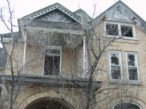 This is closer up looking at the front of the house. I like the gingerbread trim and brickwork. The colours were great.