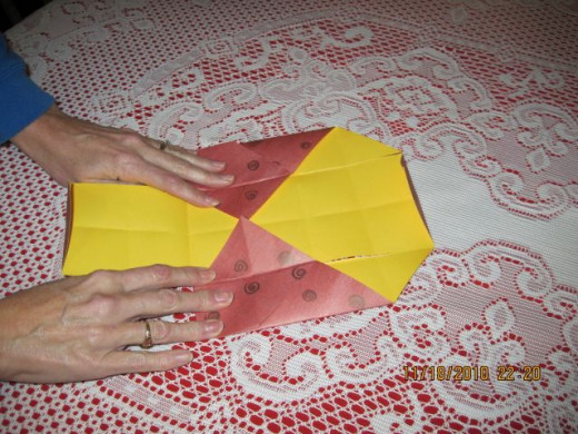 Crease folds