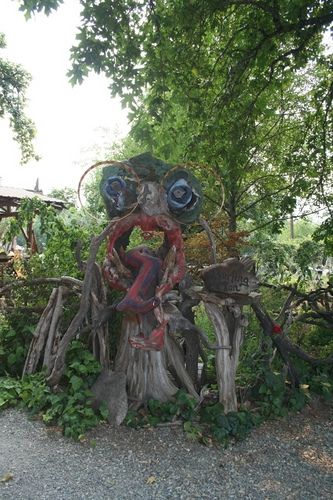 Scary things at it's a burl