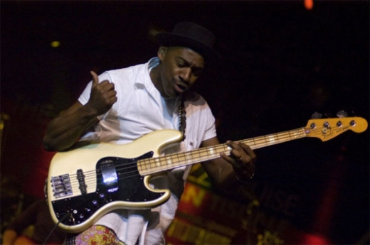 A List of the 10 great funk bass players | hubpages