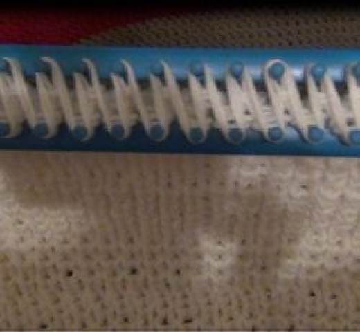 How to Knit the Fashion Stitch or Wrap on a Long Loom HubPages