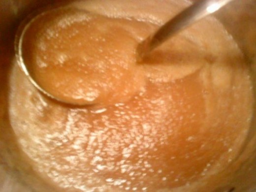 Pear sauce for canning.