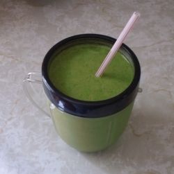 guava, passionfruit and kale smoothie