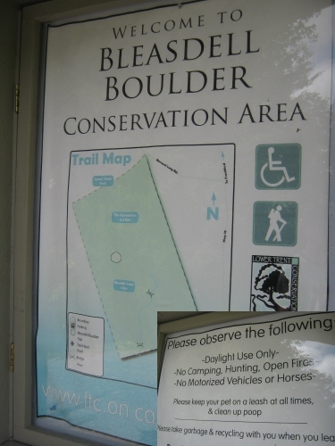 Trail map and do's and don'ts while visiting.