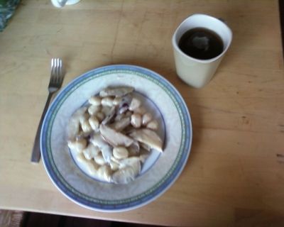 Blue Cheese and Pear Gnocchi with Tea