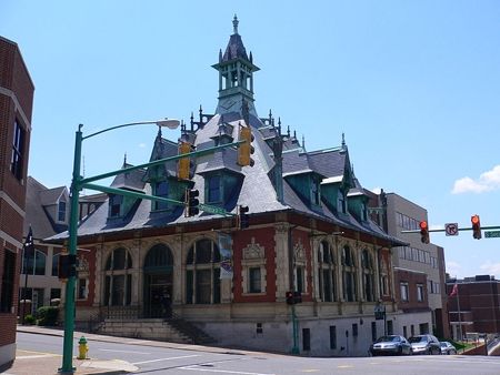 Clarksville Museum and Cultural Center