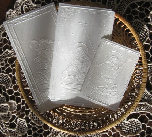 What is Oplatek? It is the beginning and heart of Wigilia - The Polish