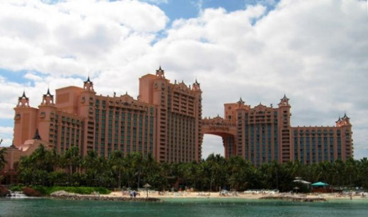 Atlantis Royal Towers Hotel from Wikipedia