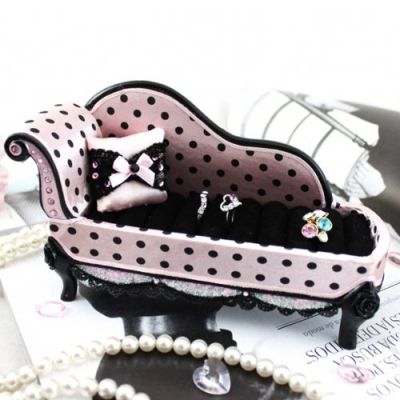 Polka Dot Lounge Chair Ring Holder Available on Amazon
