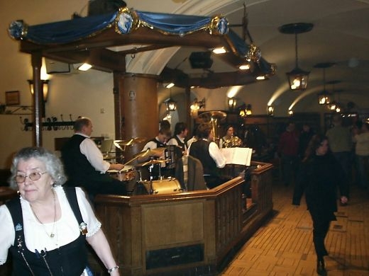 The Hofbrauhaus am Platzl in Munich, not a bad place to wait for a plane