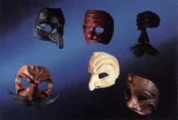 http://www.masksandpuppets.com/commedia.htm